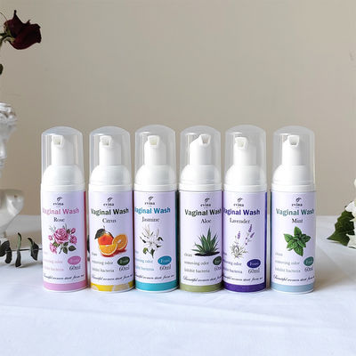 150ml de N.W. Marca privada Herbal Yoni lavado femenino para limpieza de equilibrio de pH refrescante