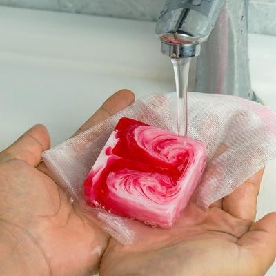 100% hierbas naturales y orgánicas barras de jabón Yoni para mujeres limpieza vaginal y limpieza profunda